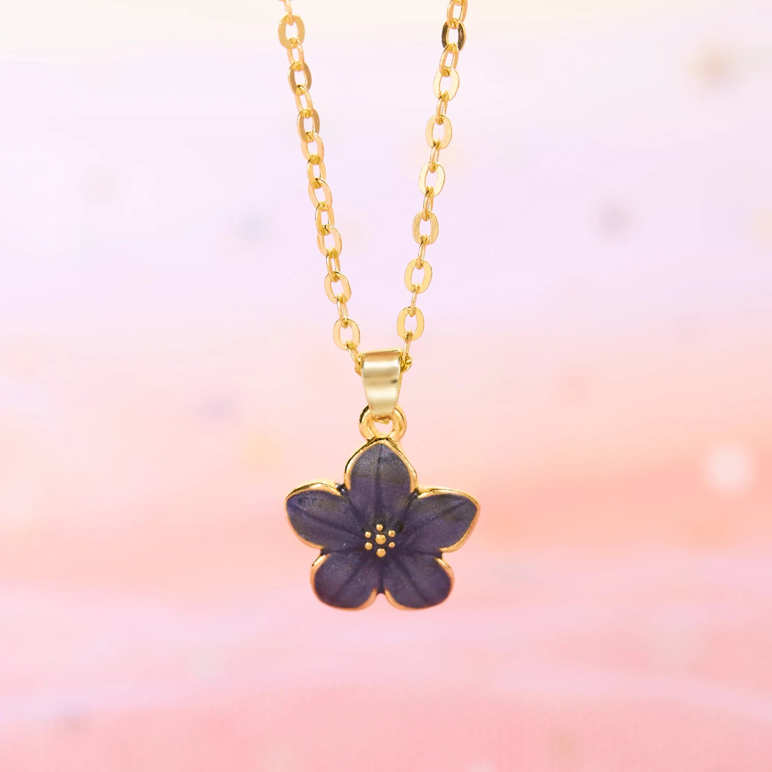 Pretty Flower Necklace