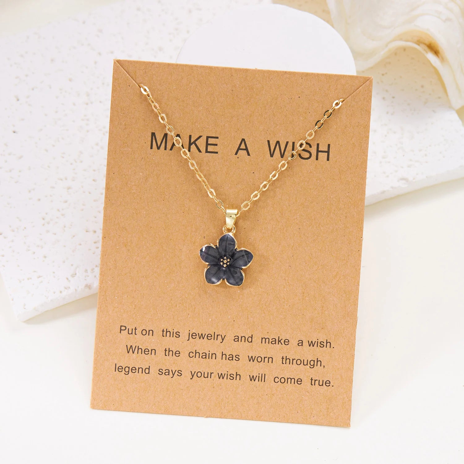 Pretty Flower Necklace